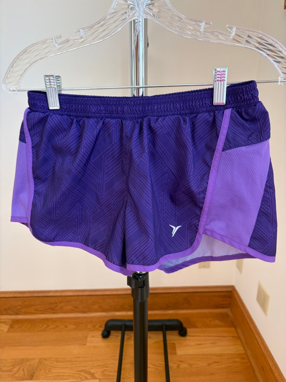 Old Navy Purple Women's Athletic Running Shorts with Lilac Trim